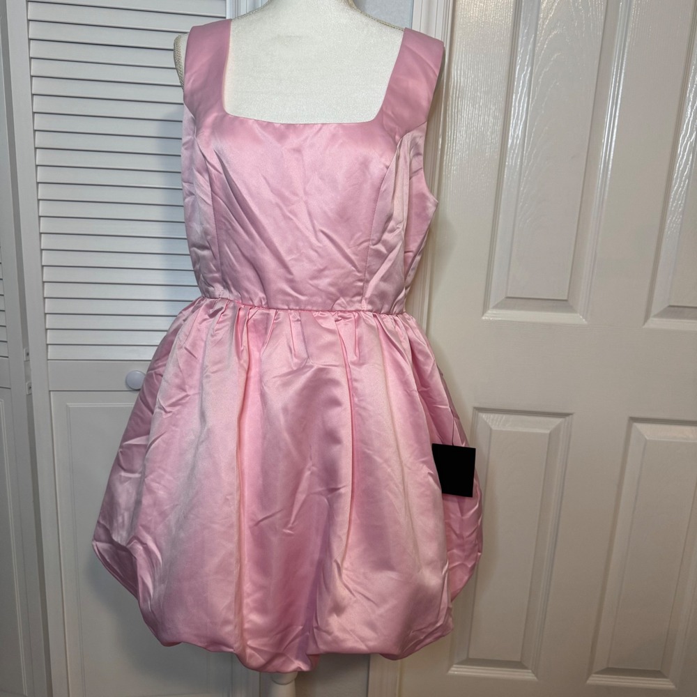 Lulus Pink Satin Bubble Hem Mini Dress Square Neck Sleeveless XL NWT - Picture 1 of 8